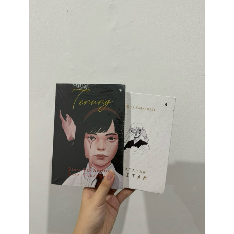 bunddle buku tenang (sealed), catatan hitam (unsealed) hardcase by Risa Saraswati
