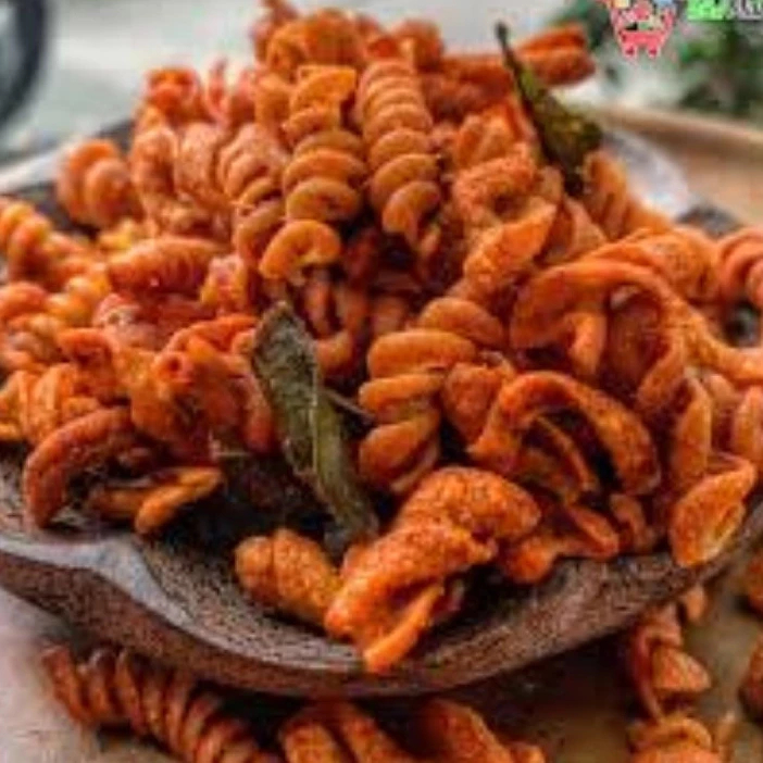 

Makroni Spriral Pedas Daun Jeruk - Cemilan Makroni Spiral 500 Gram