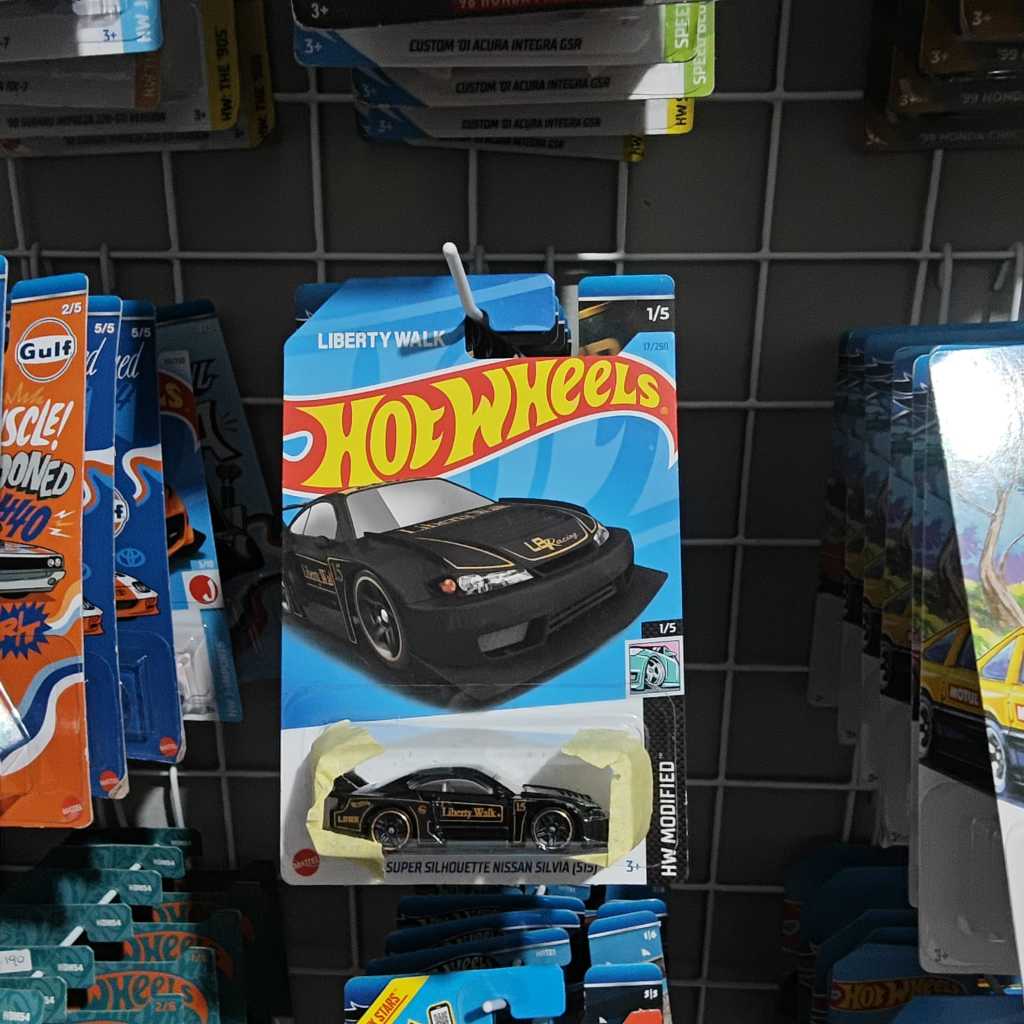 Hot Wheels LBWK Nissan Silvia S15 Hitam