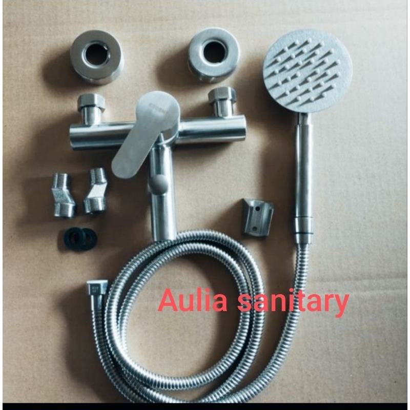 paket lengkap shower kran mixer panas dingin/kran mixer bath hub panas dingin