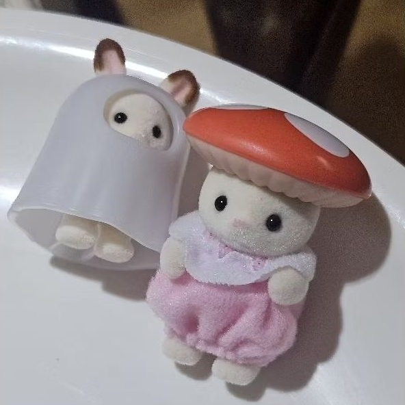 New Sylvanian Families ghost cat mushroom squirell Original epoch
