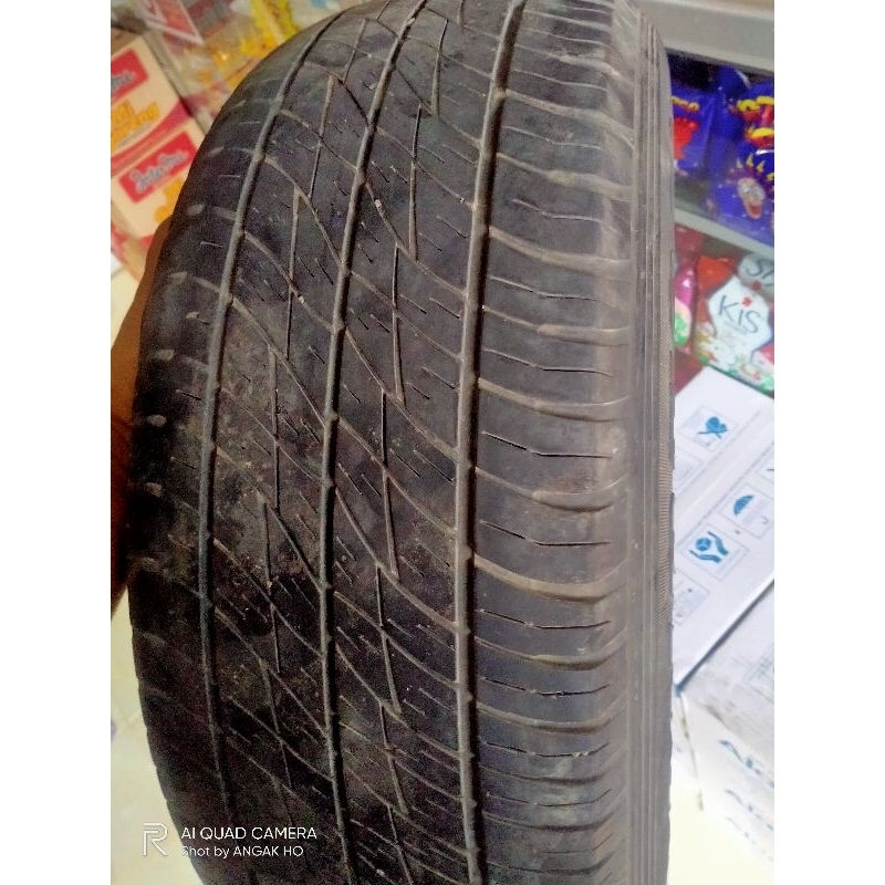 ban Dunlop rush 235/60/16