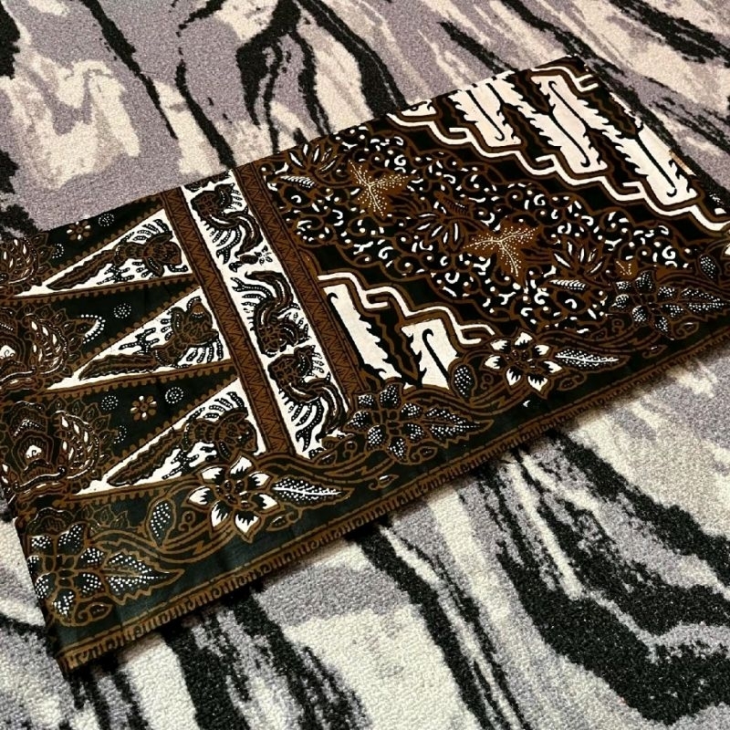 Sarung Batik Seno Putih