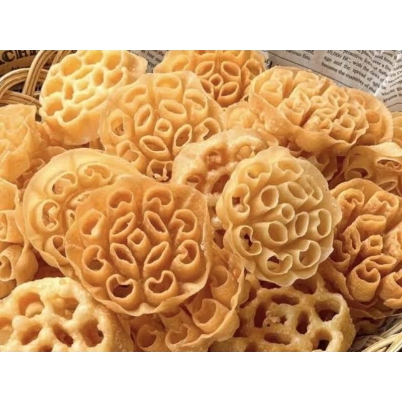 

kue kembang goyang Nora manis