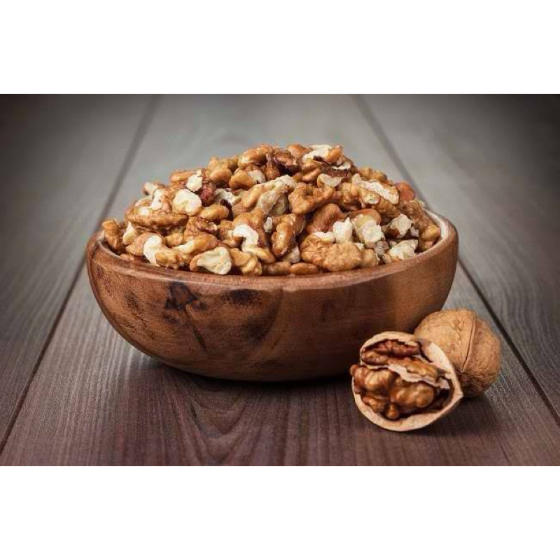 

Kacang Walnut / Raw Walnut 250 Gram - 1 Kg