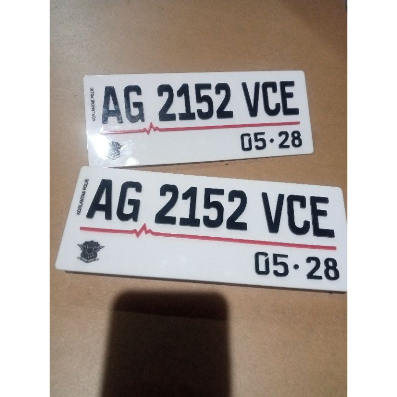 Plat Nomor Motor Variasi Full Akrilik Baut Tanam bisa custom nama