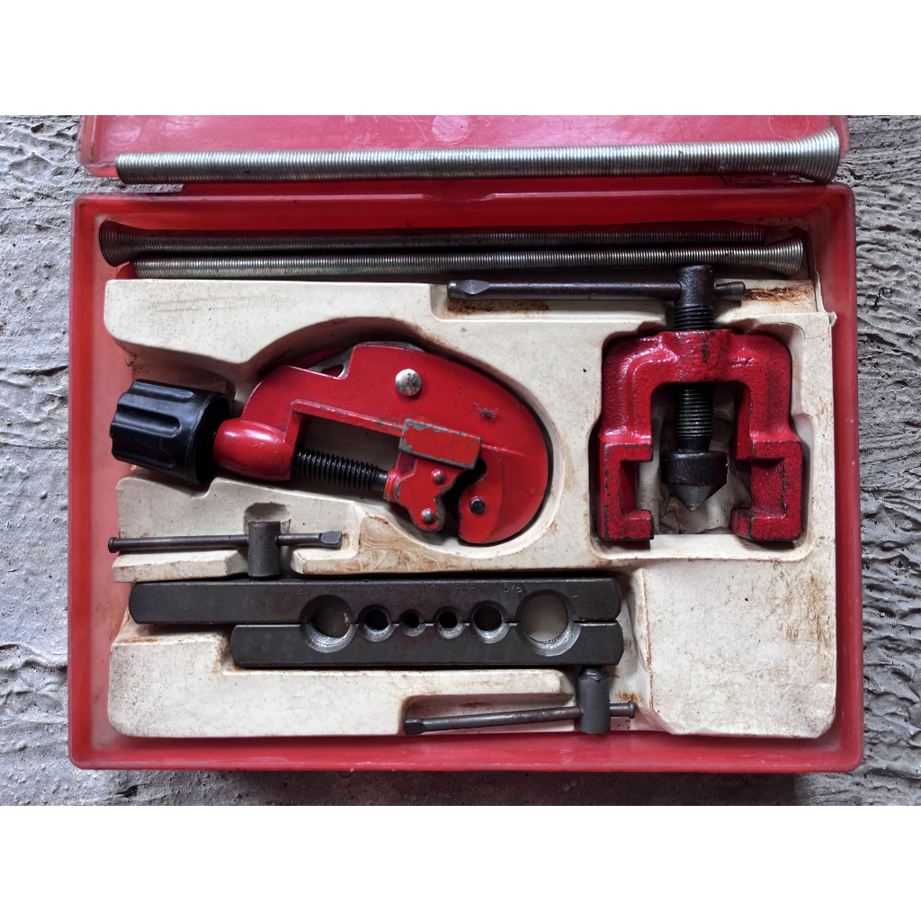 Flaring Tool Set/Alat Pemekar Pipa Tembaga Atau Pipa AC