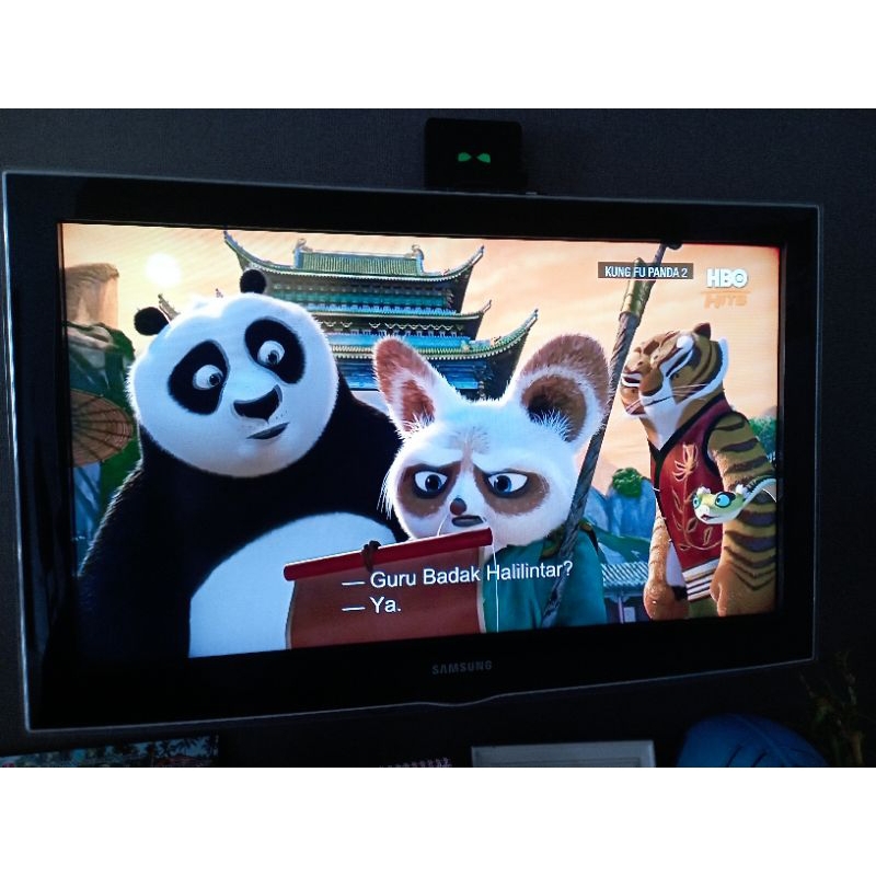 LCD TV Samsung 32 Inch Minus