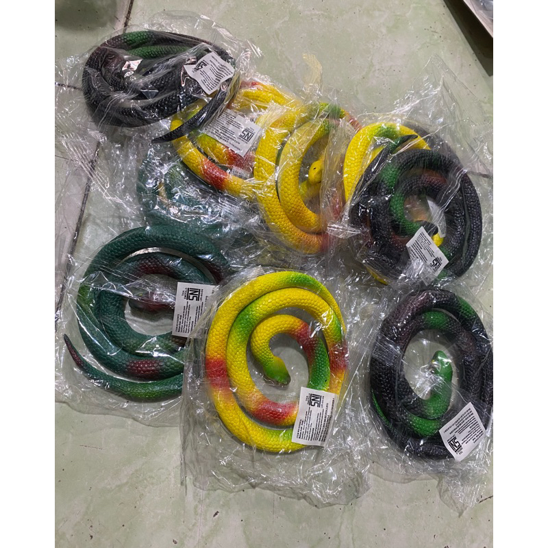 sendy toys mainan ular ularan karet ukuran besar