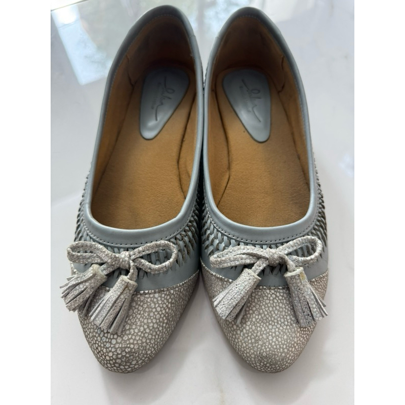 Preloved Sepatu Serlium Leather Kala Tassel