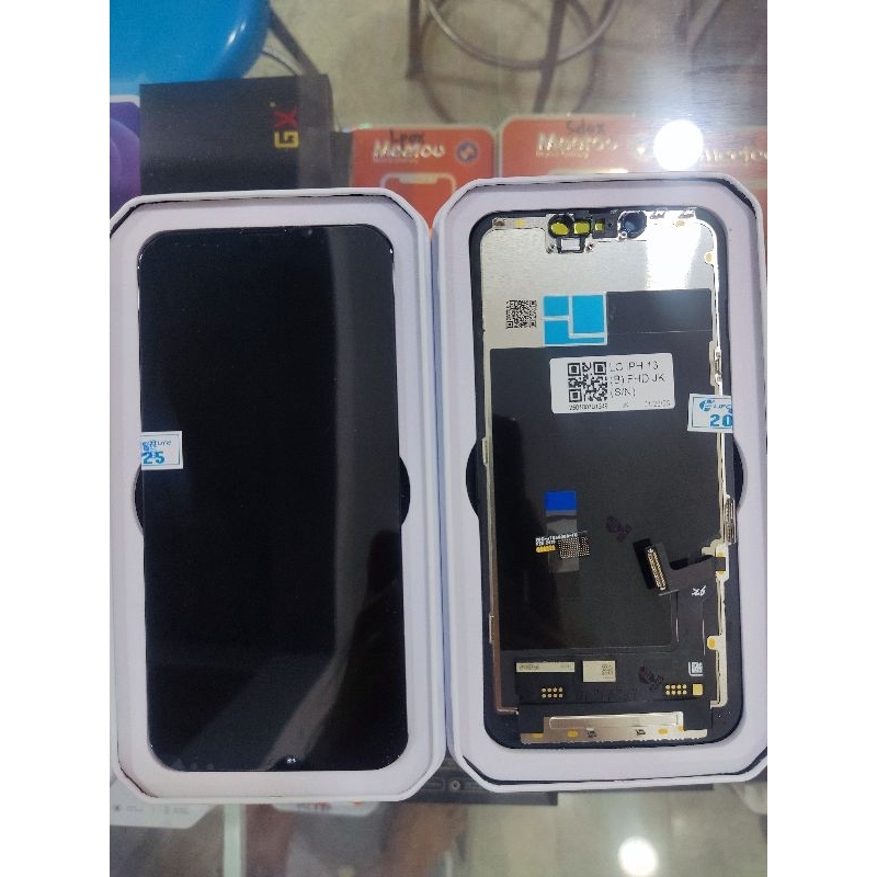 LCD Iphone 13