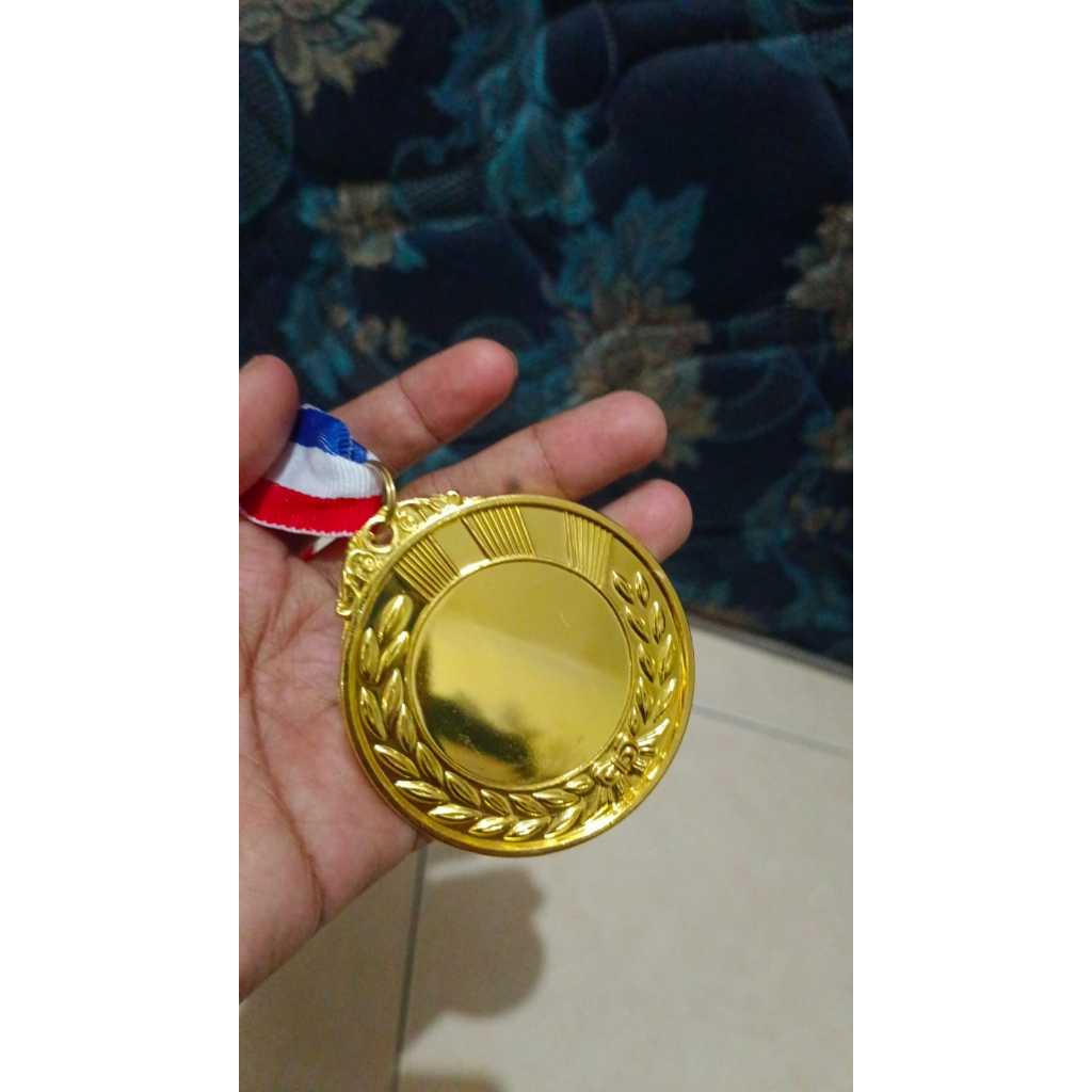 MEDALI BESI / MENDALI KUNINGAN