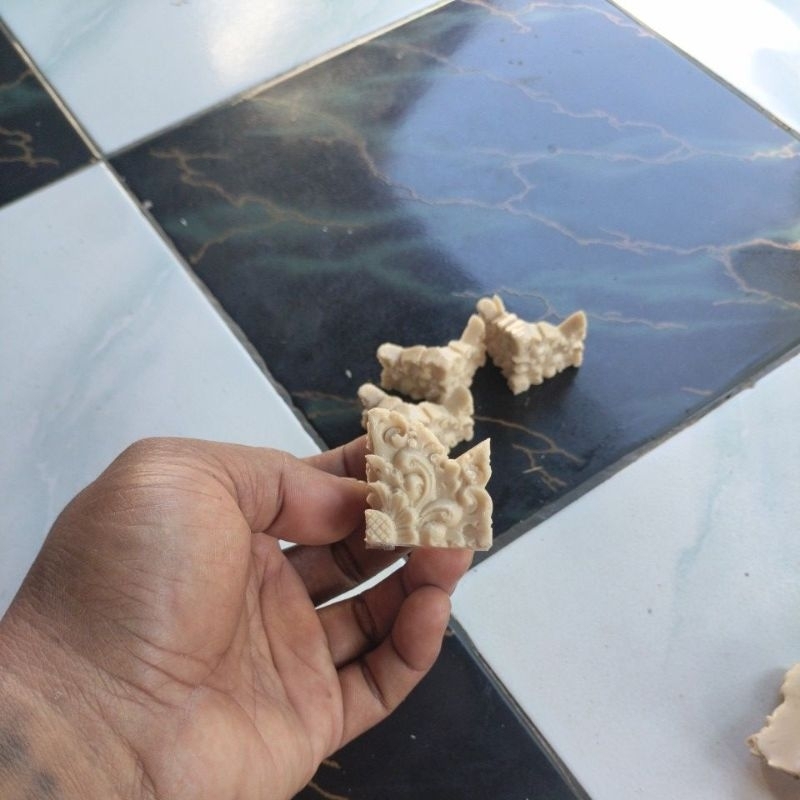 4pcs karang sari fiber hiasan beti ogoh2 dan piala