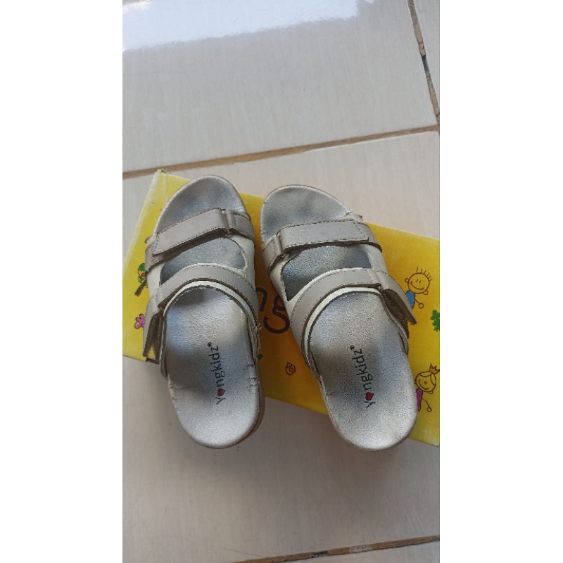 Sandal Anak Yongkidz Preloved