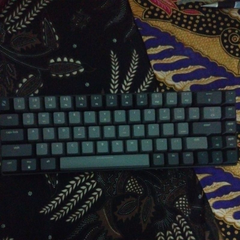 keyboard noir n1v3