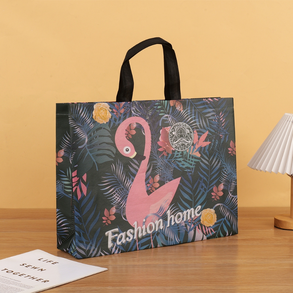 

Tas Jinjing / Tas Belanja / Tas Spunbond / Tas Souvenir / Tas Jinjing Wanita / Tas Lipat / Tas Kado / Kantong Belanja