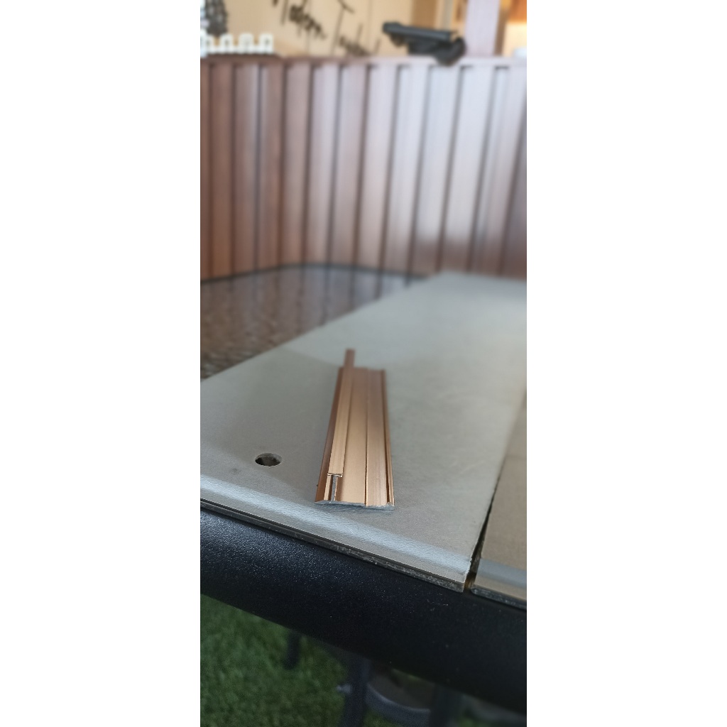 List Aluminium "T" Warna Rosegold