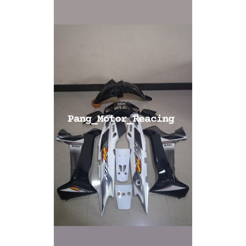 Body set Ardath Hitam Putih Bodi fulset Fizr Ardath hitam putih