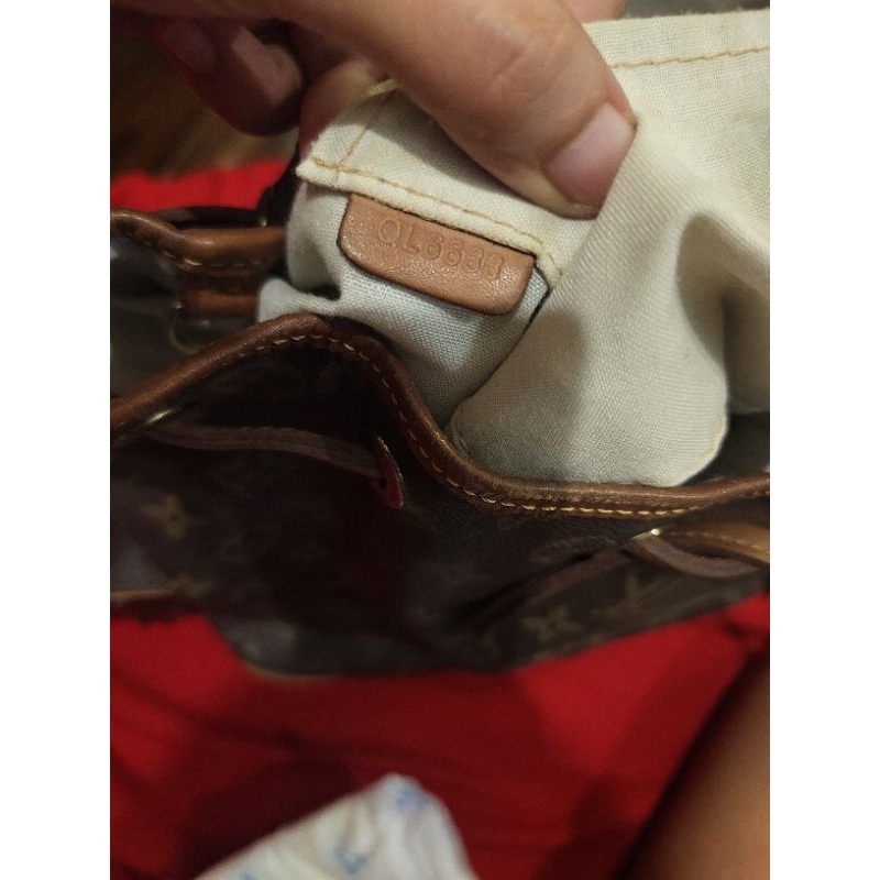 preloved TAS KULIT ASLI BAGUS BANGET