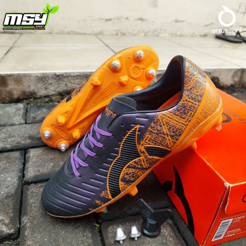 Sepatu Bola ORTUSEIGHT Catalyst Cypher SE FG