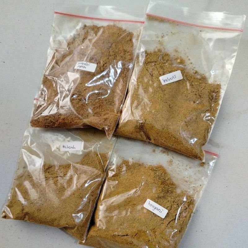 

Bumbu Instan (Kebuli, Briyani, Kabsah, dan Mandhi Ayam)