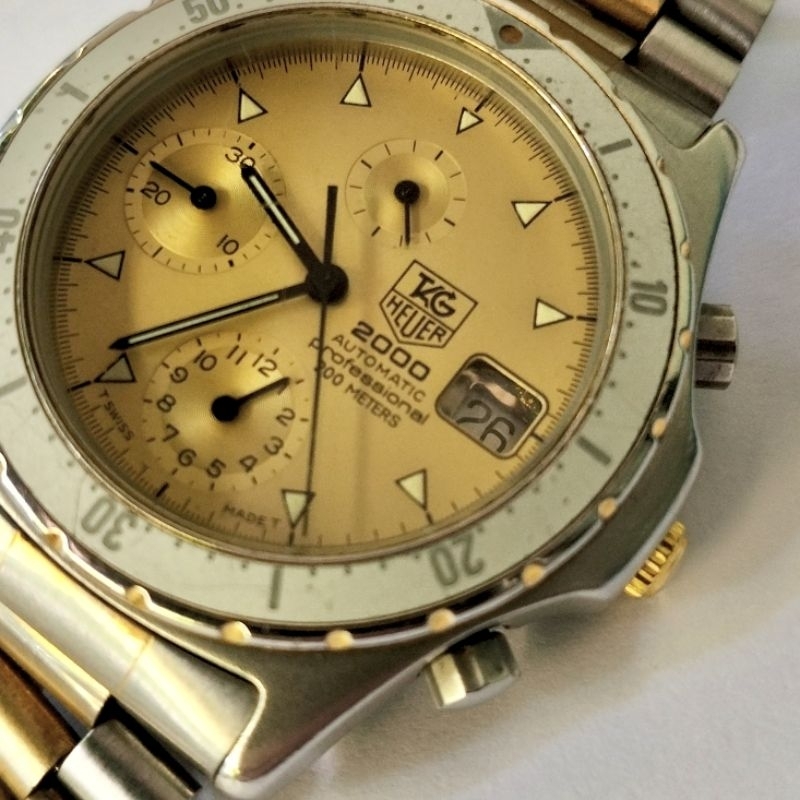Rare Beautiful Vintage 1980's Tag Heuer 40mm 2000 Professional