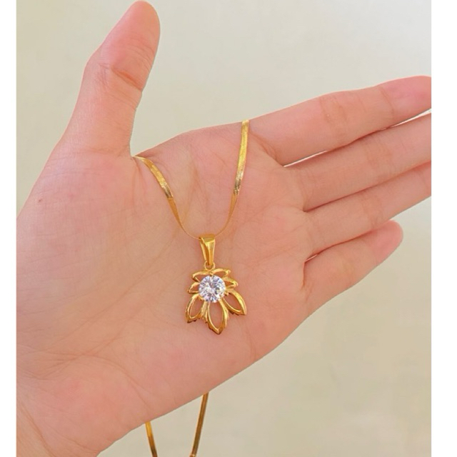 Kalung Titanium Emas 18K Asli Anti Karat Aksesoris Berlian Wanita