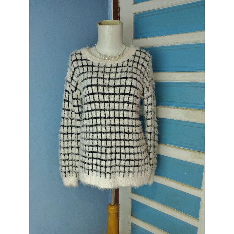 sweater rajut bulu fuzzy fuzzy