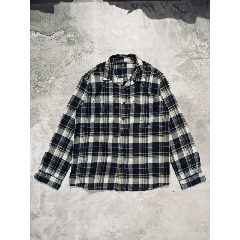 uniqlo flannel plaid