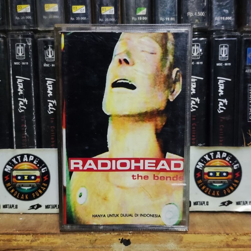 Kaset Pita - Radiohead - The Bends - Radio Tape - Kaset - Radio - Pemutar Kaset - Retro - Classic - 