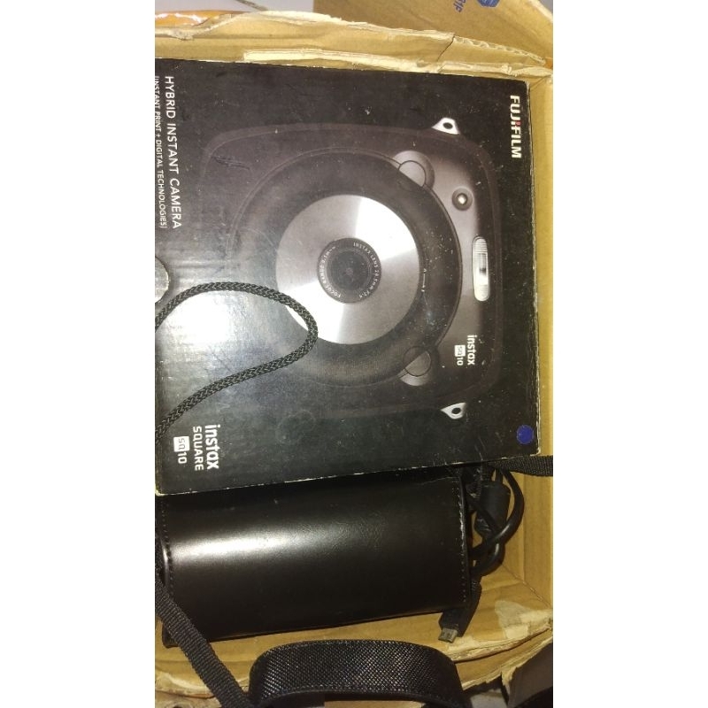 Kamera Instax Fujifilm polaroid SQ10 + case