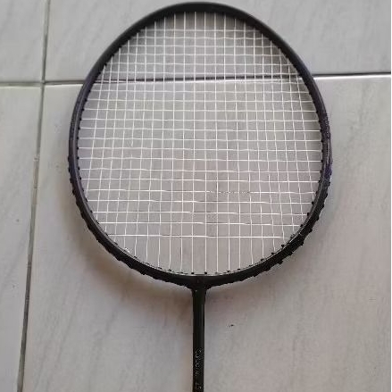 Servis Raket Patah Bahan Carbon