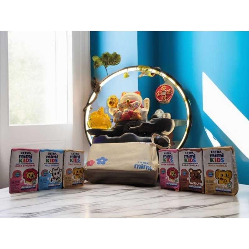 

[Edisi Terbatas] Susu UHT Ultramimi 125ml isi 6pcs Paket Tas MIX 4RASA RANDOM