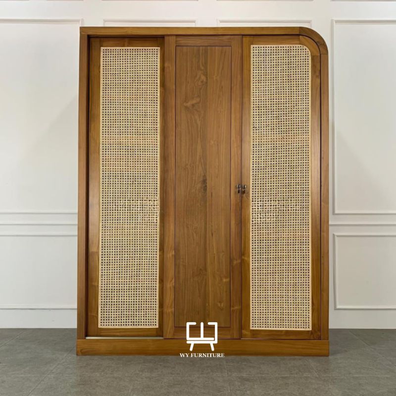 Lemari Pakaian Minimalis kayu jati, lemari pakaian kayu jati kombinasi rotan, lemari pakaian pintu s