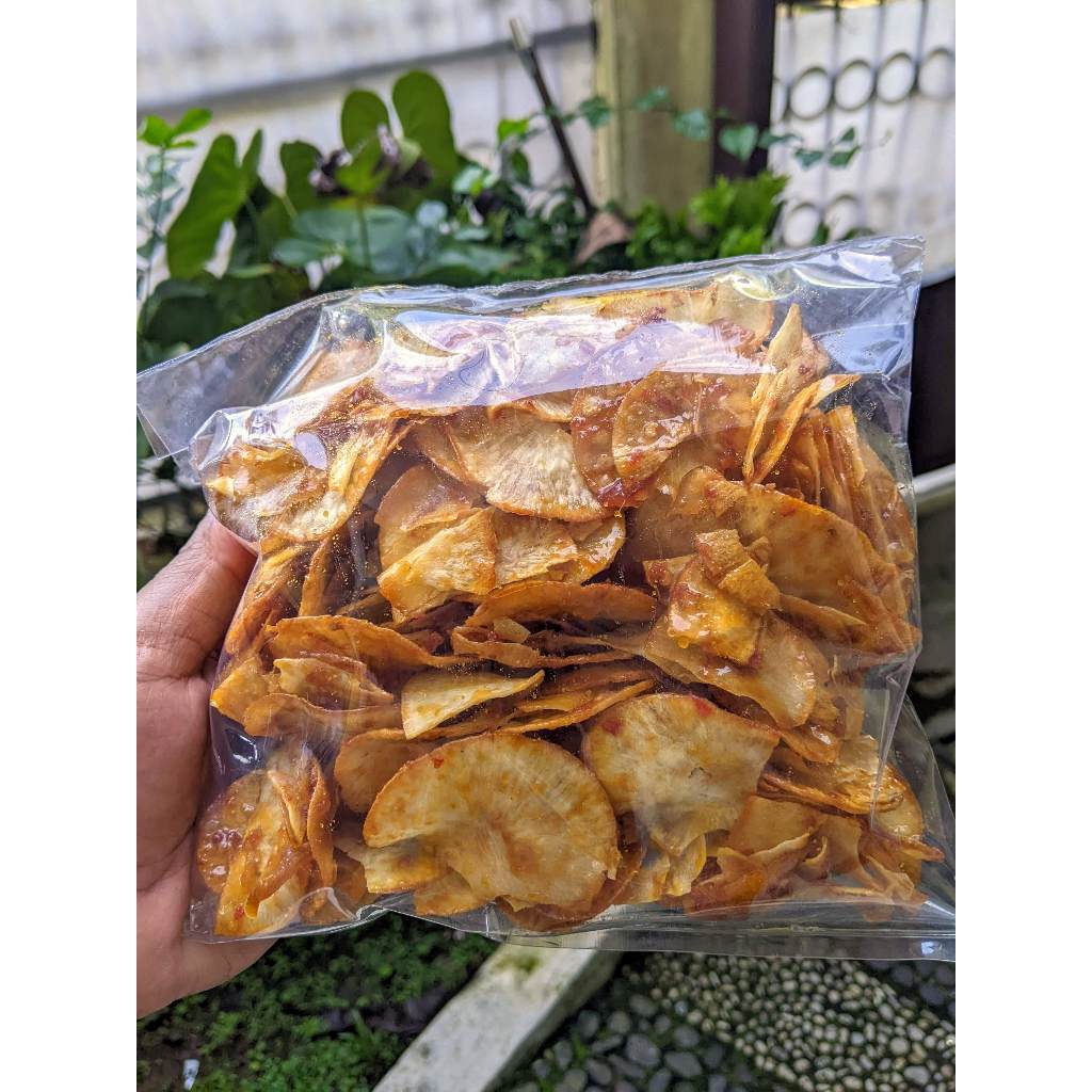

Keripik Singkong Balado Pedas Manis Gurih Renyah Pedas Manis