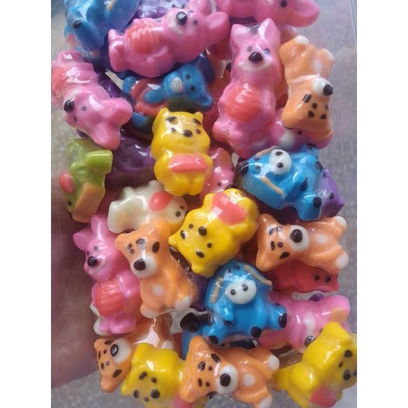 

coklat karakter pooh and friends isi 50