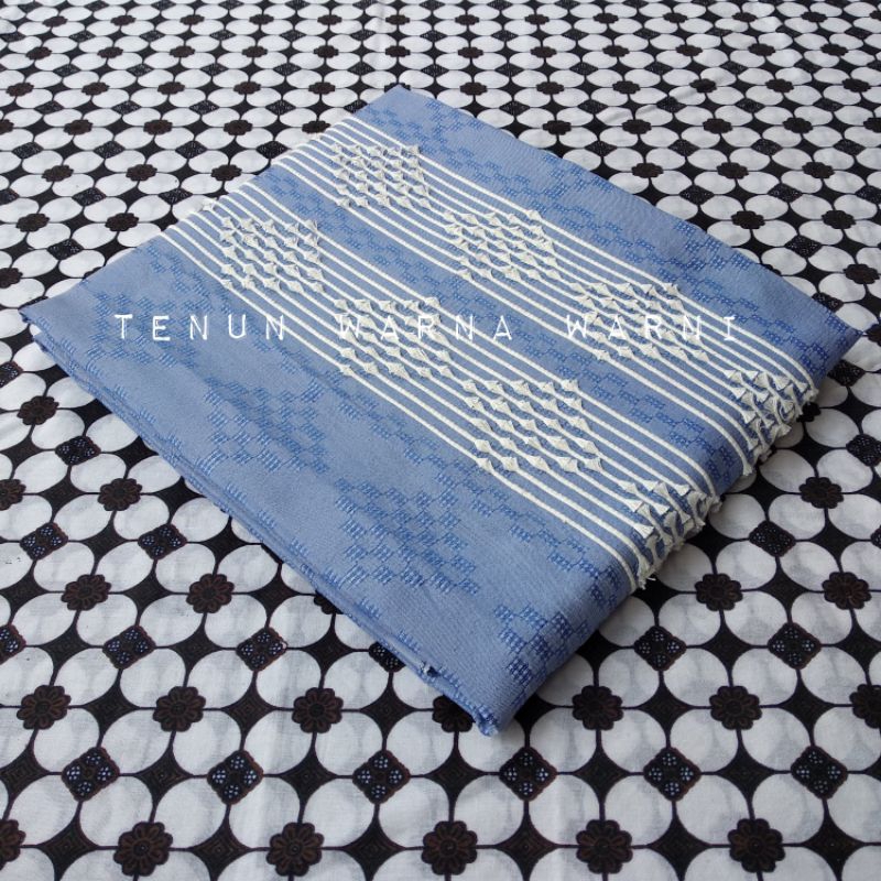 Kain Tenun Bulu Tenun Jepara