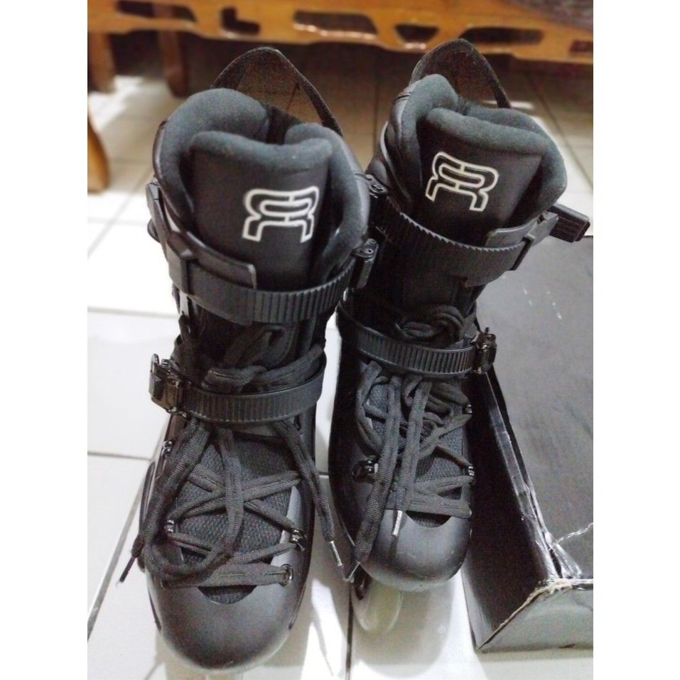 Sepatu Roda Inline Skate FR2 80 BLACK Preloved / Bekas