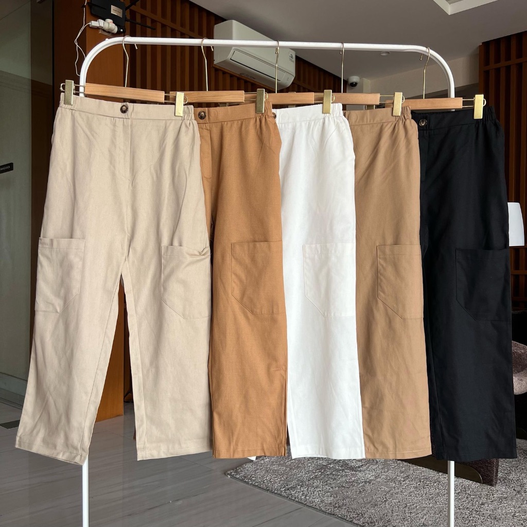 GEMMA CARGO PANTS PREMIUM CF18162 by LILAC | Celana cargo wanita highwaist basic panjang karet | Car