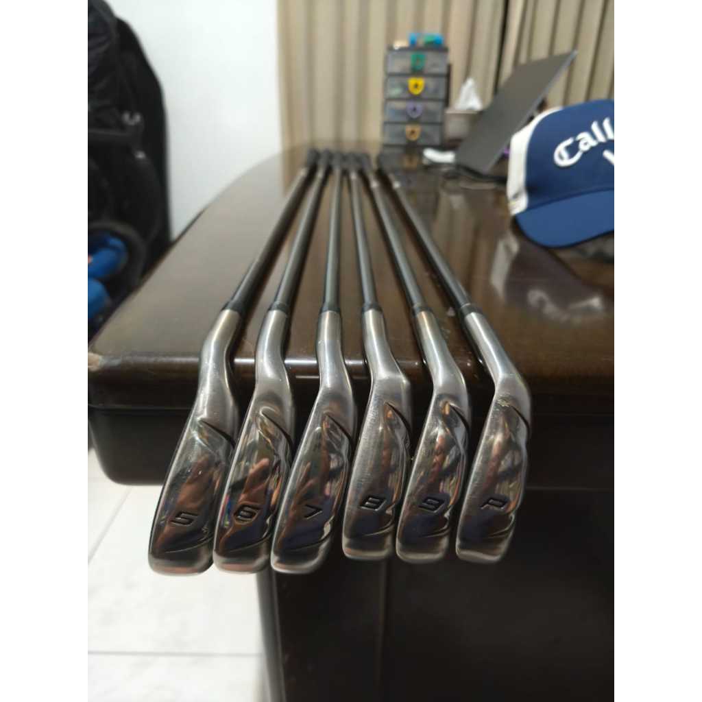 [Preloved] Stick Golf Iron Set TAYLORMADE RBZ (6pcs) + BONUS SUNDAY BAG