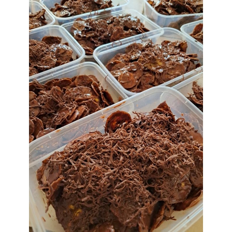 

keripik pisang coklat full topping
