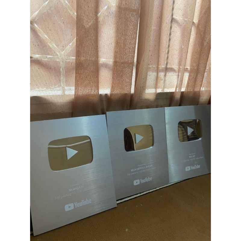 SILVER PLAY BUTTON ASLI DARI YOUTUBE BUKAN REPLIKA READY SESUAI VARIASI