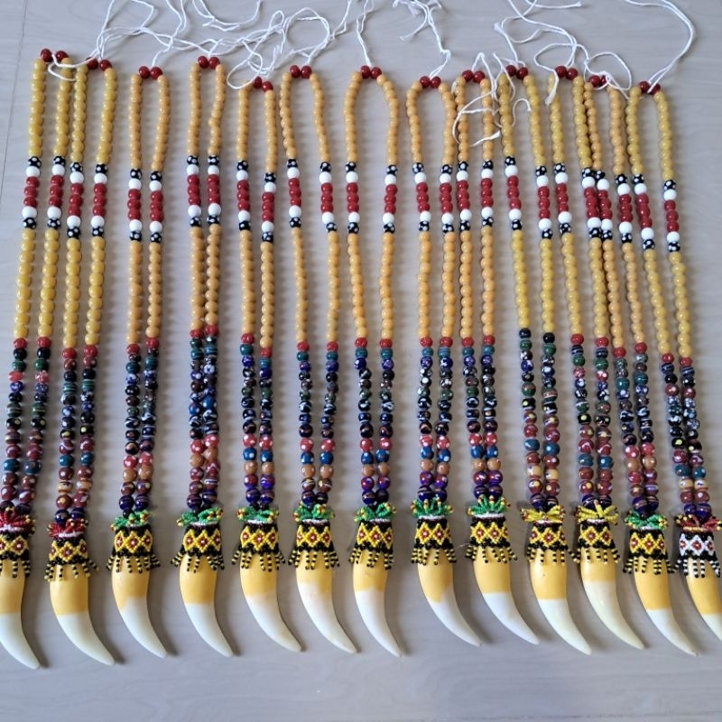 Kalung khas dayak  Kalung Taring manik dayak kalimantan