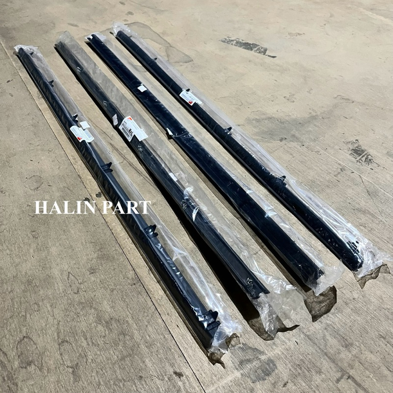 WATER STRIP/KARET JEPIT KACA/PELIPIT KACA PINTU TAFT GT/FEROZA/ROCKY/HILINE