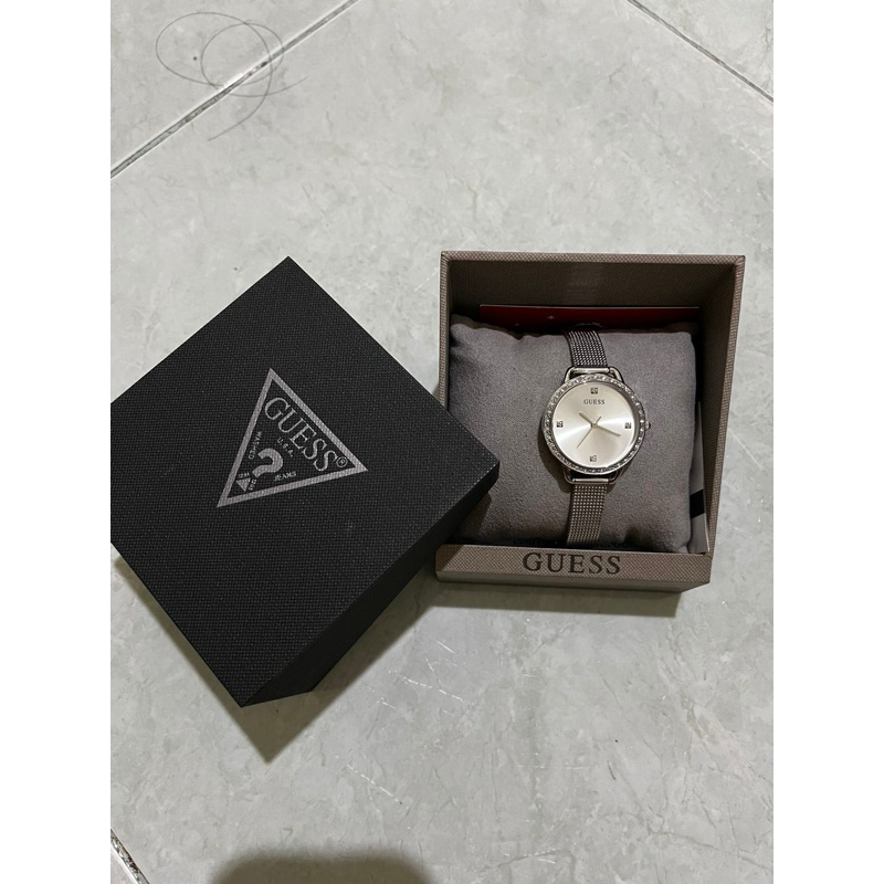 preloved jam tangan wanita guess