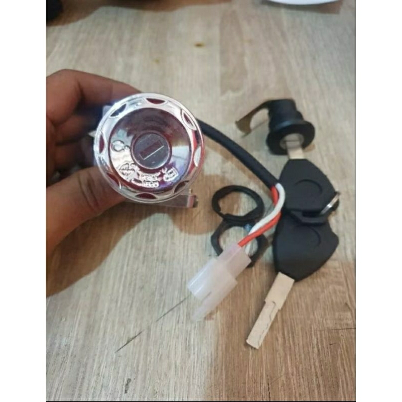 Kunci kontak Uwinfly U2S dan maleon Original uwinfly