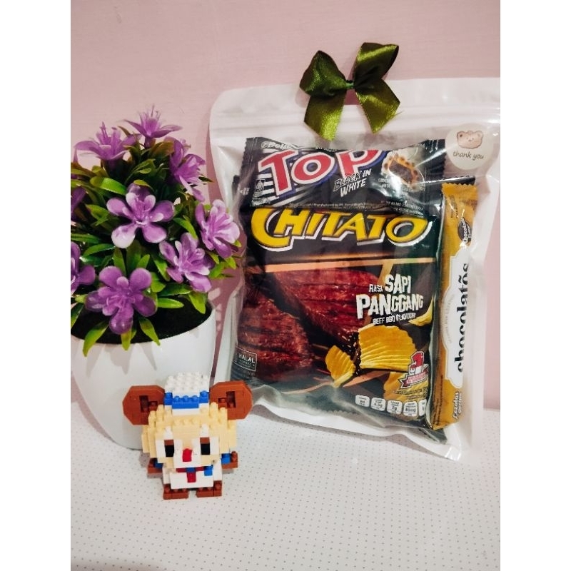 

Hampers Snack Hitam