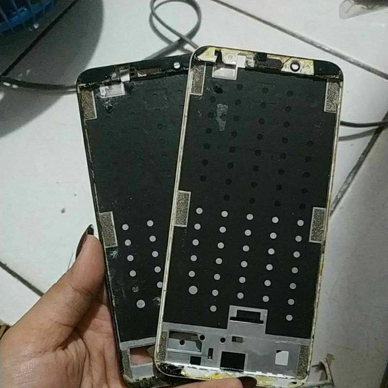 FRAME ONLY BEKAS REDMI 5 PLUS
