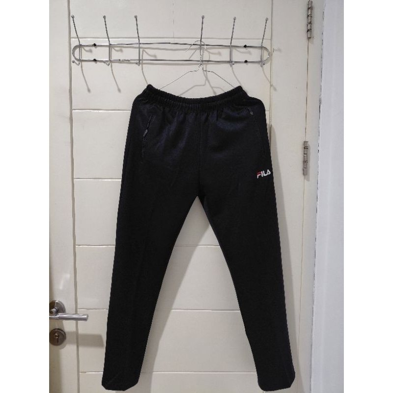 Training Celana Olahraga Fila