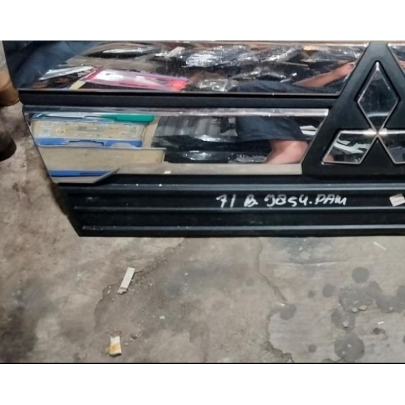 Grill Mitsubishi L300 Euro 4 Original